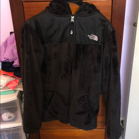 The North Face Other - Kids black fuzzy north face